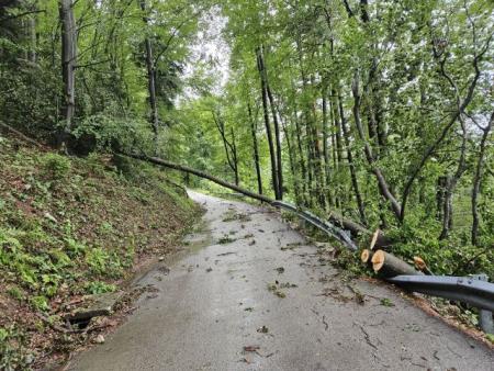 Vremenske razmere v občini Kamnik do 11. ure  (2)
